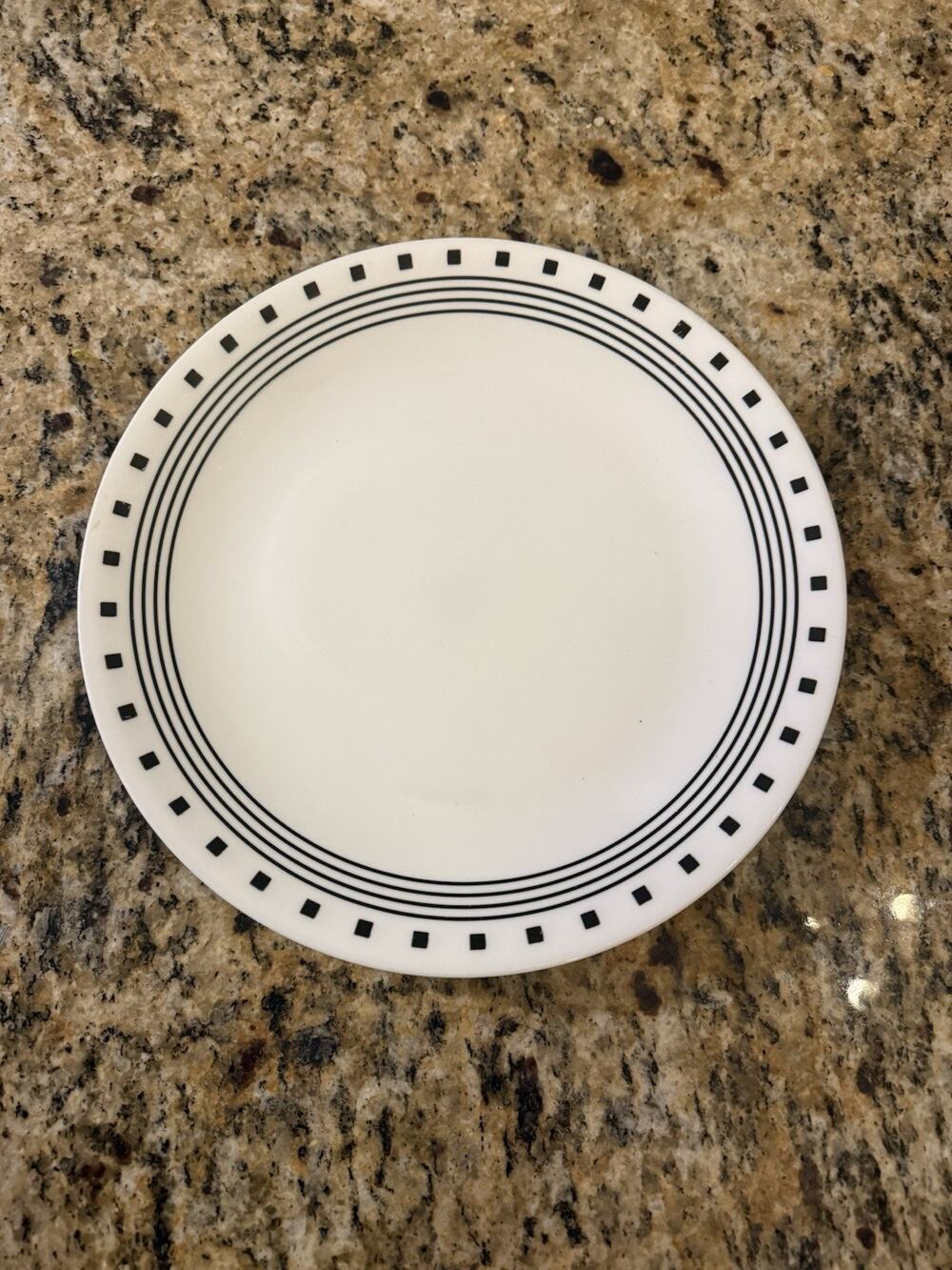 Corelle CITY BLOCK Dinner Plates Set of 4 Size 10 1/4”